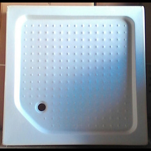 Душевой поддон акриловый Coliseum Quarto 70x70x13